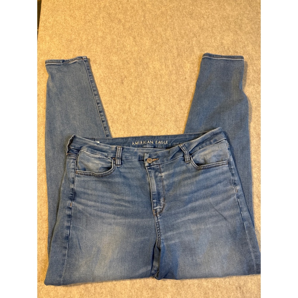 American Eagle Forever Soft Skinny Jeans Womens 14 Long Medium Wash Blue Denim
